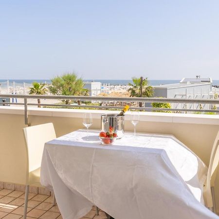 Hotel Croce Del Sud ريميني المظهر الخارجي الصورة