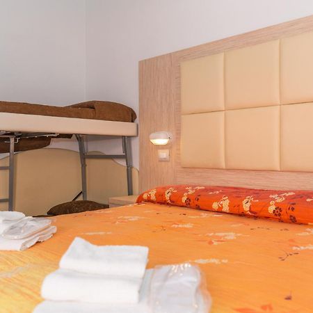 Hotel Croce Del Sud ريميني المظهر الخارجي الصورة