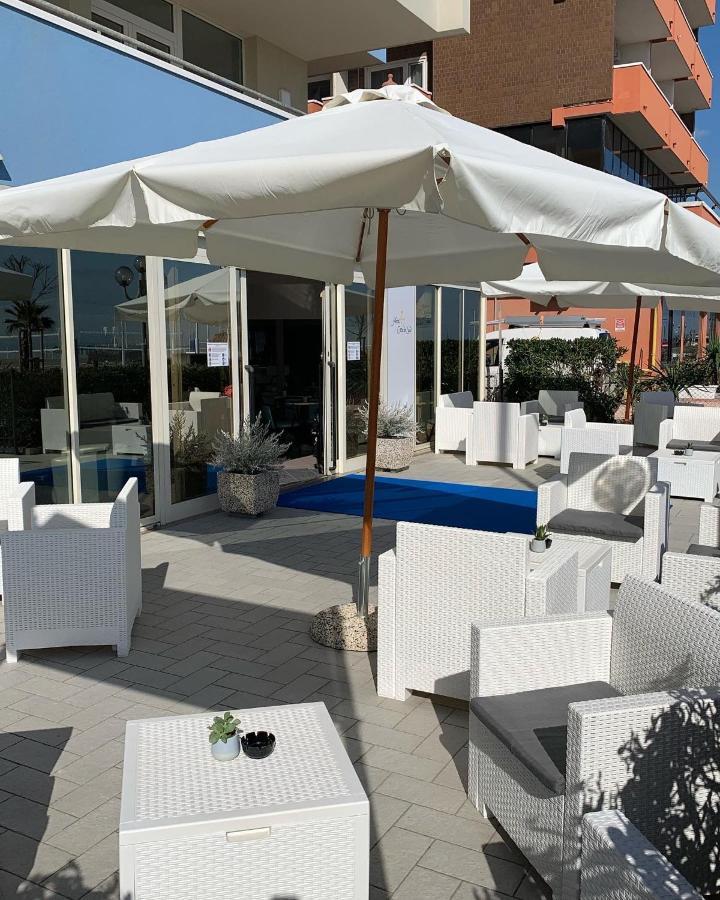 Hotel Croce Del Sud ريميني المظهر الخارجي الصورة