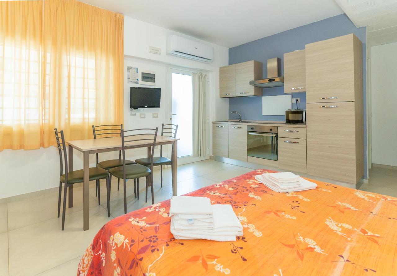 Hotel Croce Del Sud ريميني المظهر الخارجي الصورة