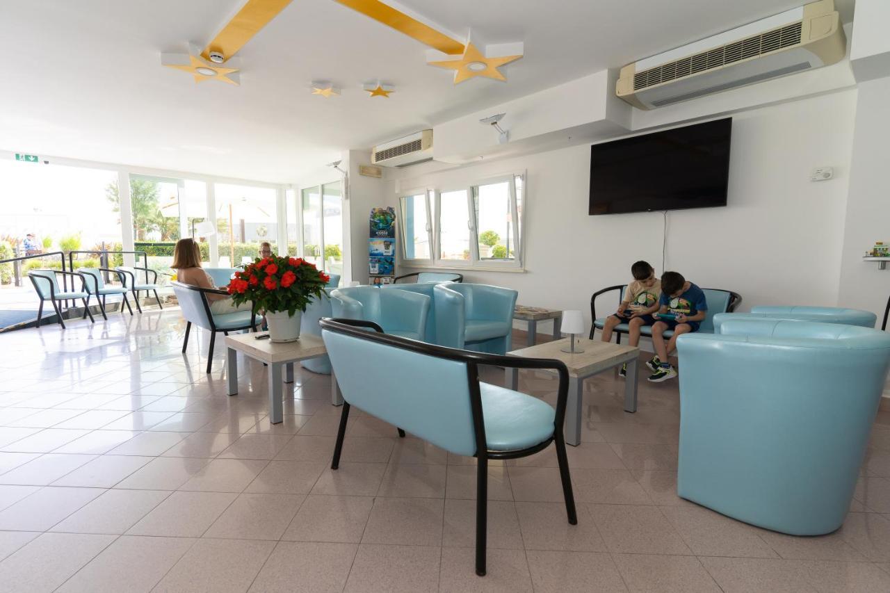 Hotel Croce Del Sud ريميني المظهر الخارجي الصورة