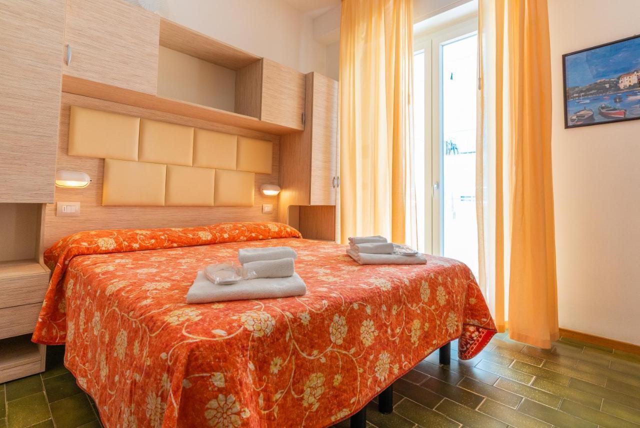 Hotel Croce Del Sud ريميني المظهر الخارجي الصورة
