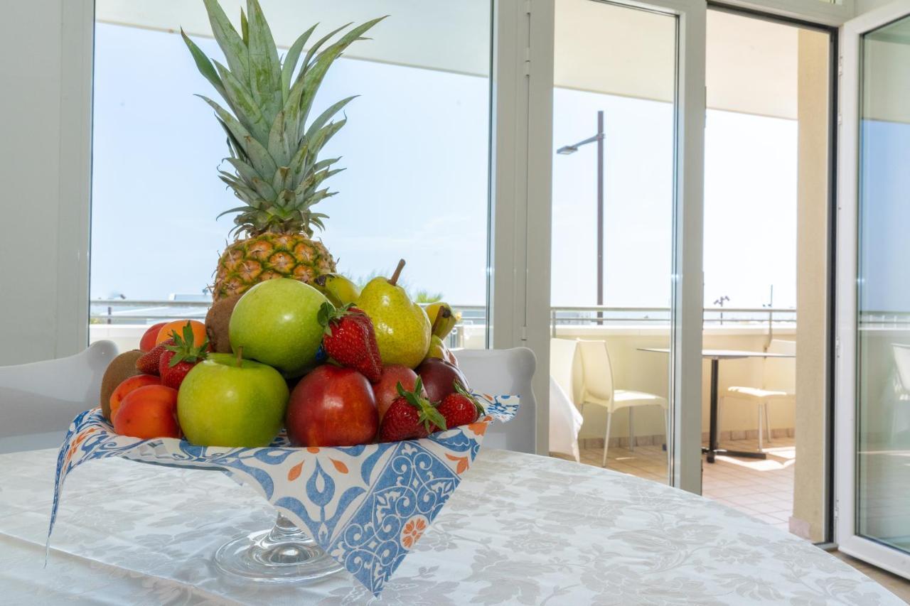 Hotel Croce Del Sud ريميني المظهر الخارجي الصورة