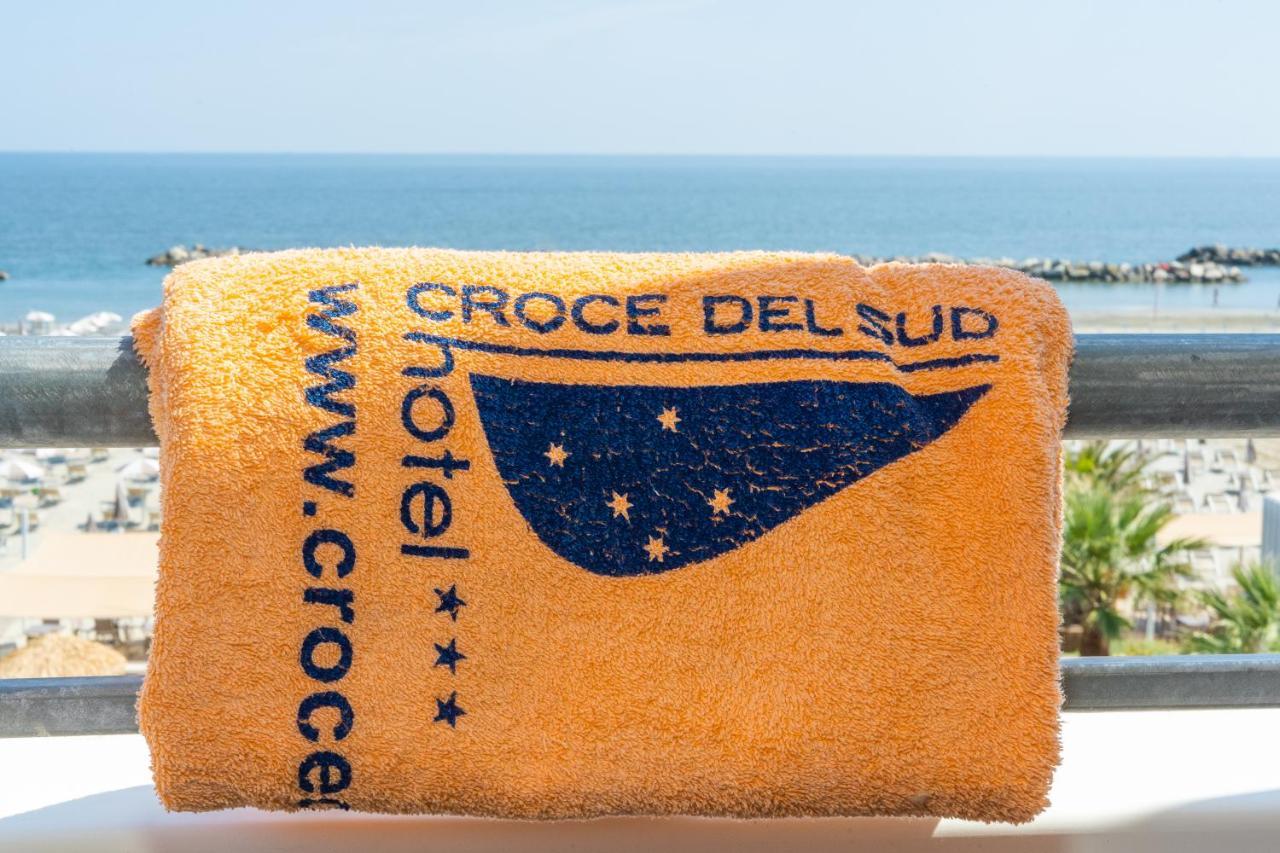 Hotel Croce Del Sud ريميني المظهر الخارجي الصورة