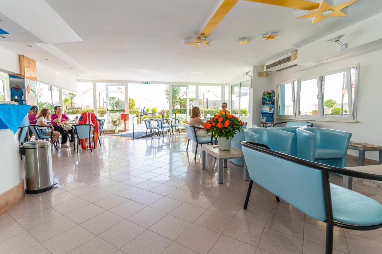 Hotel Croce Del Sud ريميني المظهر الخارجي الصورة