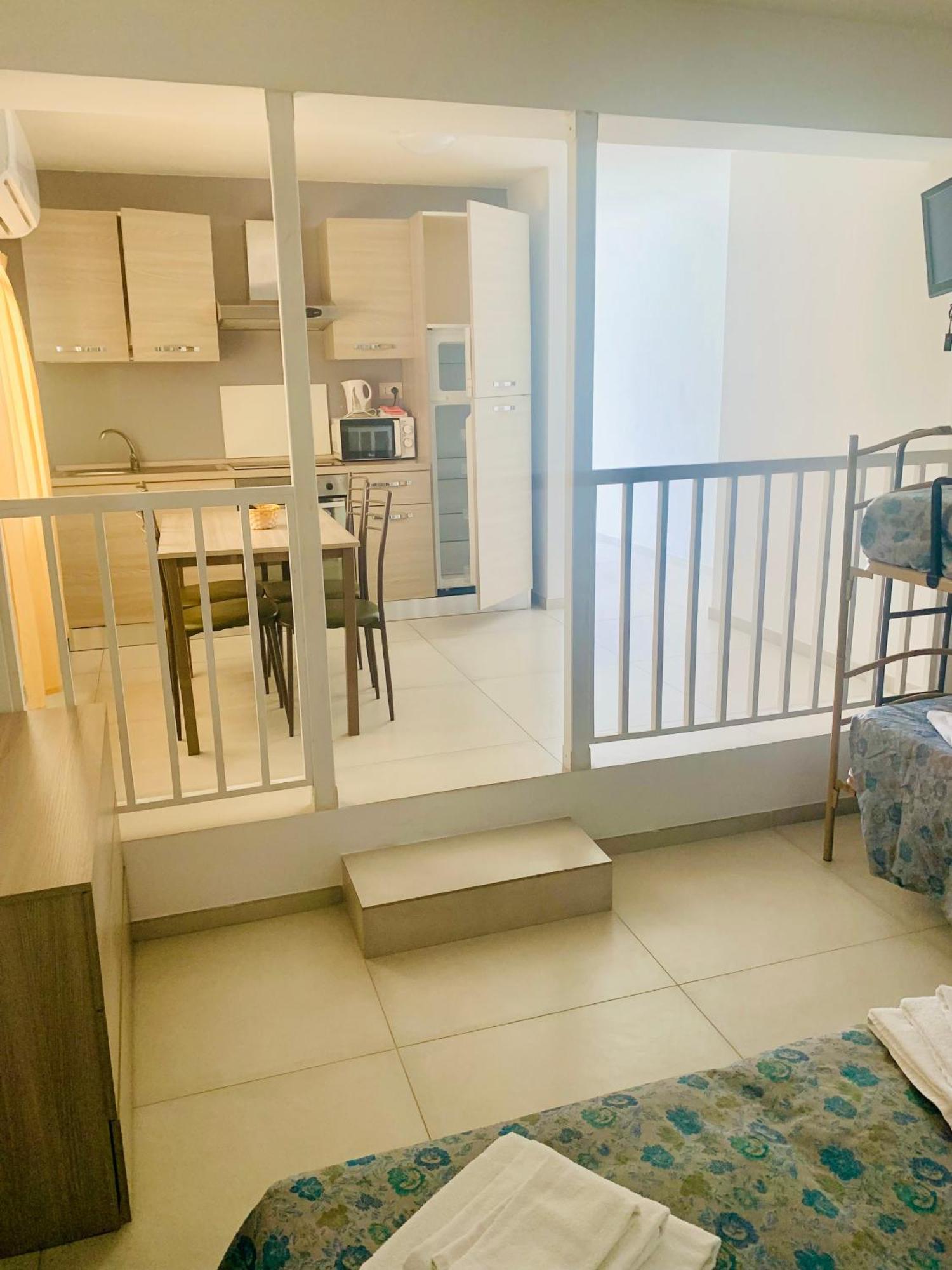 Hotel Croce Del Sud ريميني المظهر الخارجي الصورة
