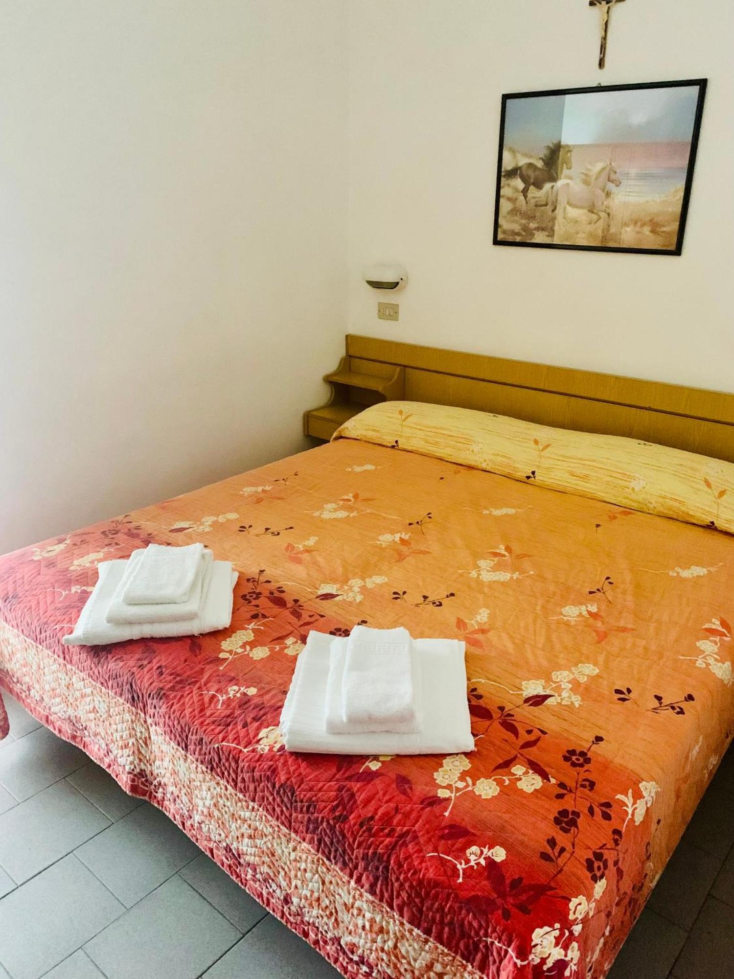 Hotel Croce Del Sud ريميني المظهر الخارجي الصورة
